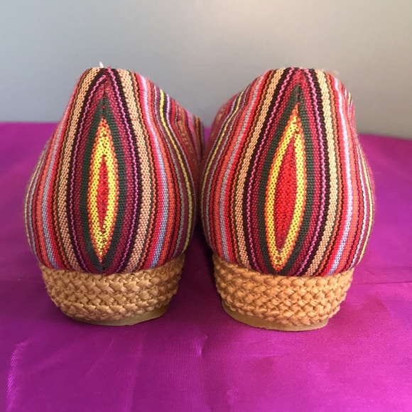 Beacon striped colorful linen slip on flat sandals Guatemalan style size 9.5 - Picture 3 of 13
